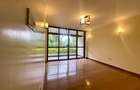 5 Bed Townhouse with En Suite in Lavington - 8