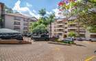 4 Bed Apartment with En Suite in Westlands Area - 1