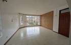 4 Bed House with En Suite in Spring Valley - 13
