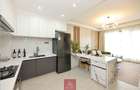 1 Bed Apartment with En Suite at Westlands Road - 3
