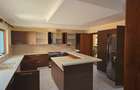 5 Bed Townhouse with En Suite at Lavington Mall - 19