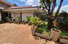 3 Bed House with En Suite at Runda - 2