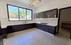 5 Bed Villa with En Suite in Nyali Area - 4