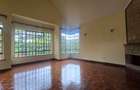 5 Bed Townhouse with En Suite in Lavington - 13