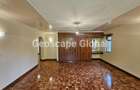 5 Bed House with En Suite in Spring Valley - 6