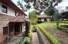 5 Bed House in Rosslyn - 18