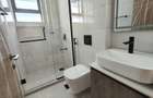 3 Bed Apartment with En Suite in Brookside - 6