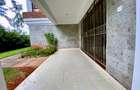 5 Bed Townhouse with En Suite in Spring Valley - 2