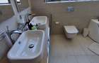 4 Bed House with En Suite in Runda - 14
