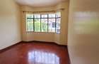 5 Bed Townhouse with En Suite at Riverside Drive - 5