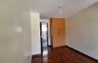 5 Bed Townhouse with En Suite in Lavington - 16