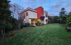 4 Bed House with En Suite in Runda - 1