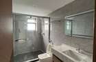 3 Bed Apartment with En Suite in Riverside - 16