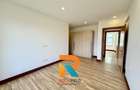 3 Bed Apartment with En Suite in Parklands - 9