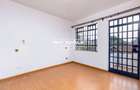 5 Bed Villa with En Suite in Lavington - 14