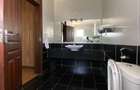 Serviced 2 Bed Apartment with En Suite at Brookside Gardens - 14