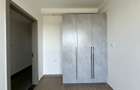 1 Bed Apartment with En Suite at Riverside Drive - 14