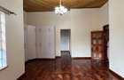 5 Bed Townhouse with En Suite in Lavington - 16