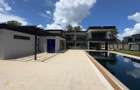 4 Bed Villa with En Suite in Nyari - 7