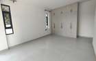 3 Bed Apartment with En Suite at Brookside Drive - 13