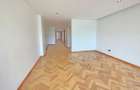 4 Bed Apartment with En Suite in Spring Valley - 7