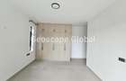 3 Bed Apartment with En Suite in Spring Valley - 3