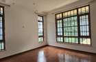 5 Bed House with En Suite in Runda - 14