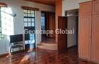 5 Bed House with En Suite in Runda - 3