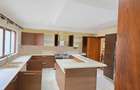 5 Bed Townhouse with En Suite at Off Convent Drive - 15