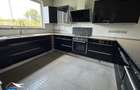 3 Bed Apartment with En Suite at Riverside Grove - 7