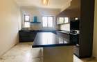 5 Bed Apartment with Swimming Pool in Kilimani - 11