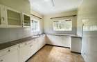 4 Bed Townhouse with En Suite in Lavington - 6