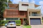 4 Bed Villa with En Suite in Lavington - 1