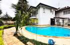 5 Bed House in Nyari - 1