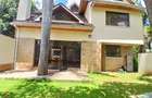 5 Bed Townhouse with En Suite at Lavington - 4