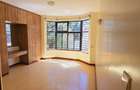 6 Bed Townhouse with En Suite at Convent Drive - 17