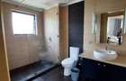 Serviced 2 Bed Apartment with En Suite at Brookside Drive - 6