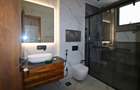 2 Bed Apartment with En Suite at Peponi Road - 5