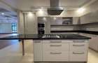 4 Bed Apartment with En Suite in General Mathenge - 3