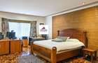 4 Bed Villa with En Suite in Brookside - 8