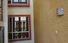 6 Bed Townhouse in Valley Arcade - 13