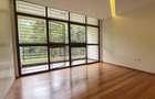 5 Bed Townhouse with En Suite in Lavington - 6
