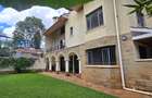 5 Bed Townhouse with En Suite at Lavington Green - 16