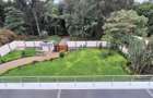 4 Bed House with En Suite in Rosslyn - 18