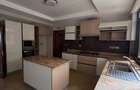 4 Bed Apartment with En Suite at Riverside Drive - 4