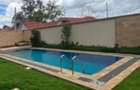 5 Bed Villa with En Suite at Lavington Green - 2