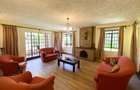 5 Bed Townhouse with En Suite in Spring Valley - 3