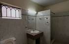 5 Bed Townhouse with En Suite at James Gichuru - 17
