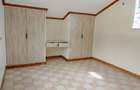 3 Bed Townhouse with En Suite at Kerarapon Road - 14