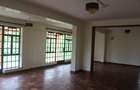 4 Bed Villa with En Suite in Runda - 12